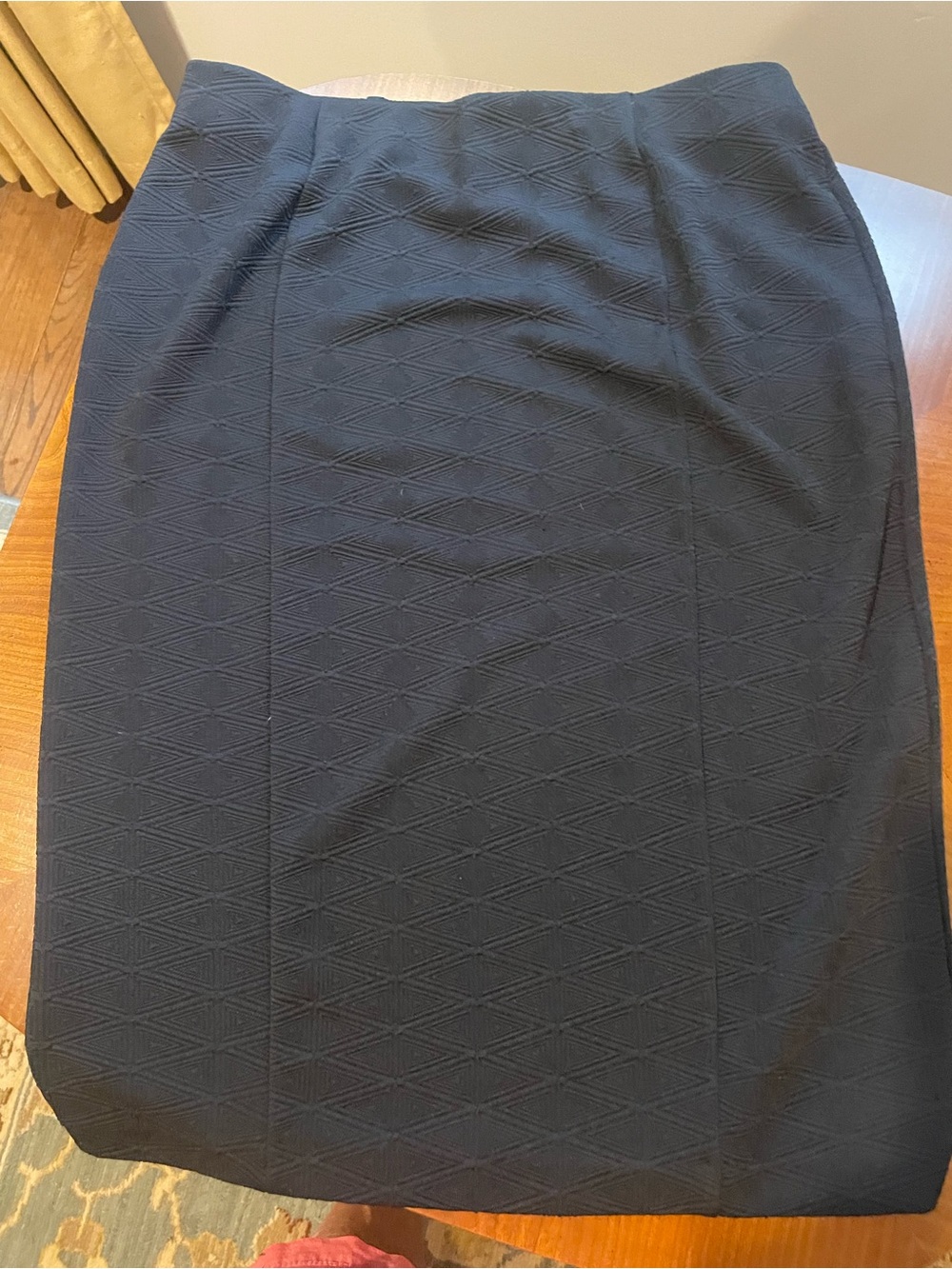 Classic Black Textured Pencil Skirt - Sleek Professional Style